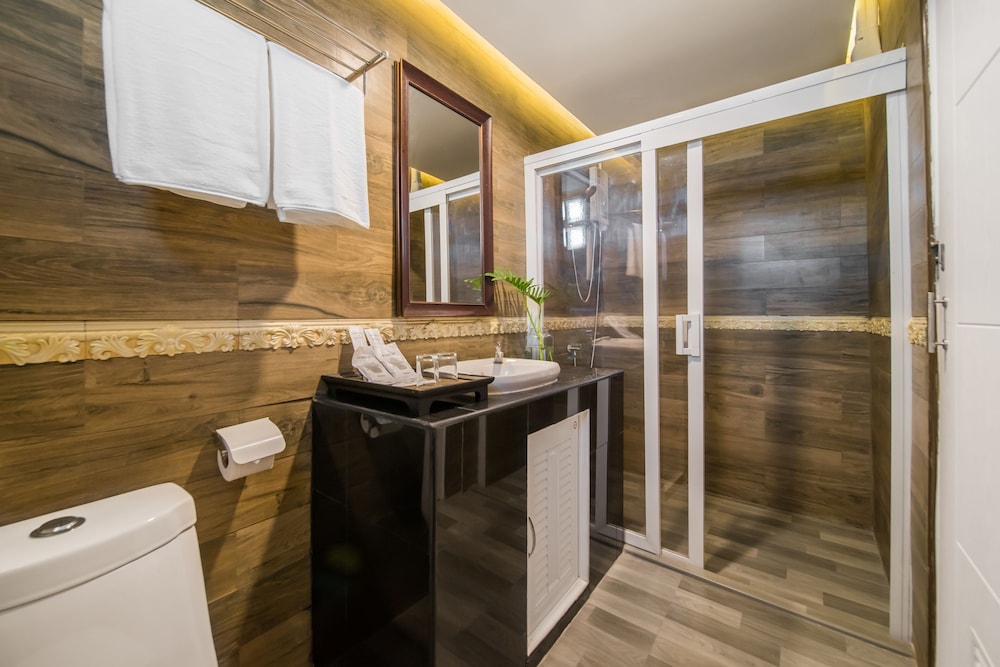Ratchada Point Hotel 54/57