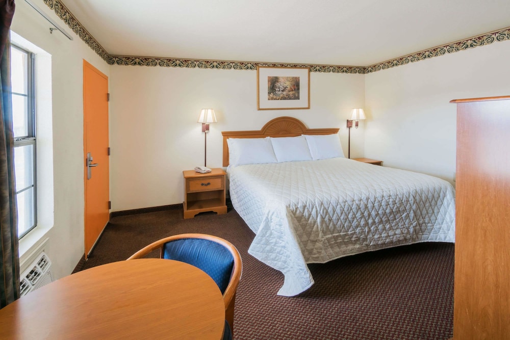 Travelodge by Wyndham Temple 9/22