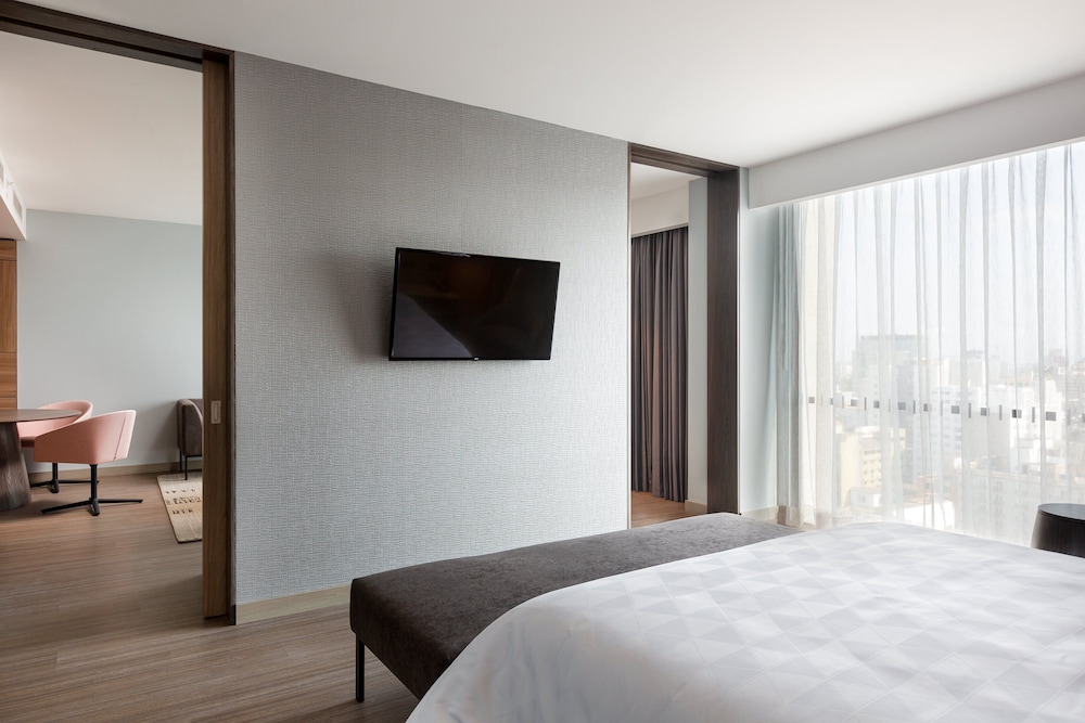 Holiday Inn Lima Miraflores 18/48