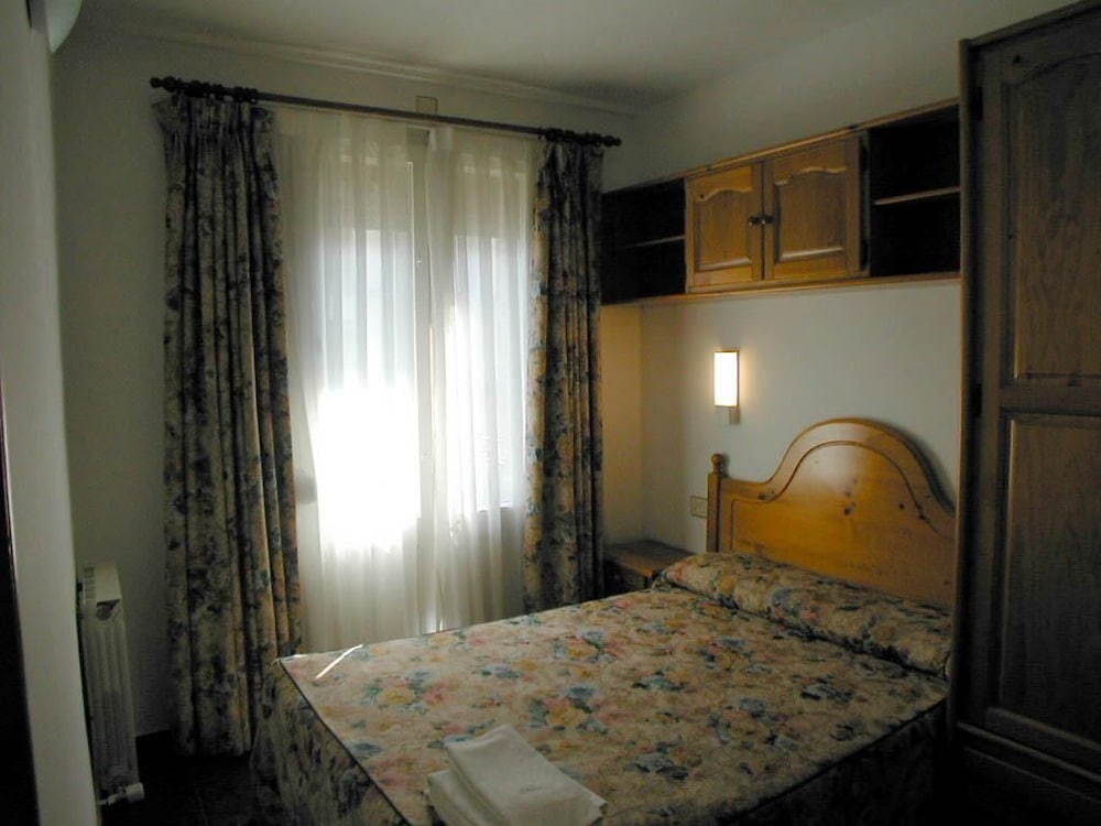 Hotel Gabarre 10/35