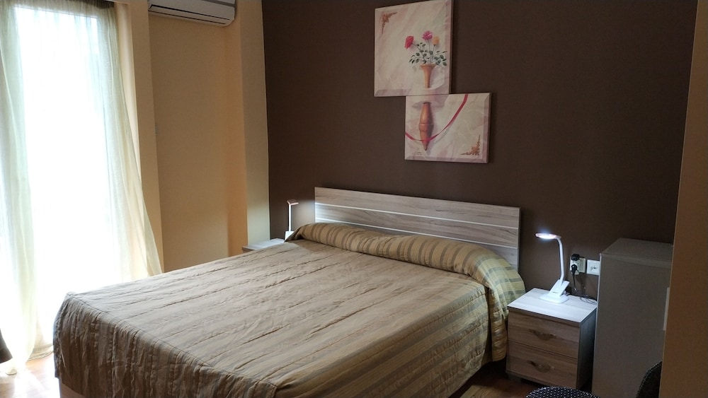 Ambrosia Suites 8/60