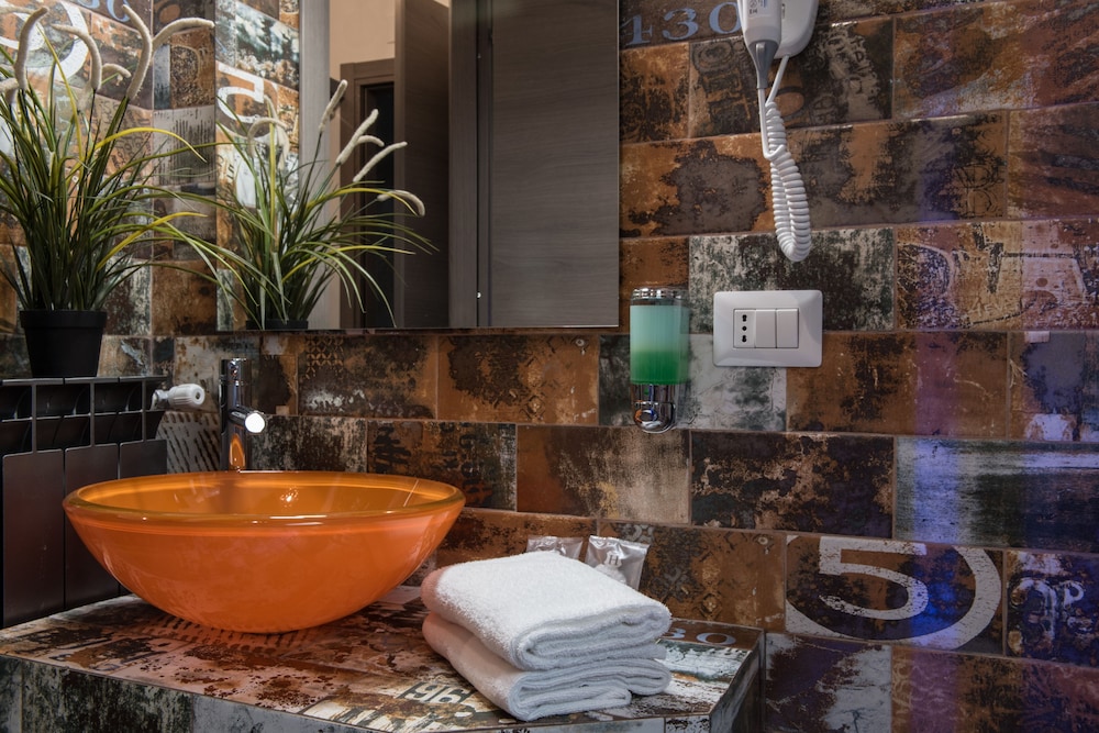 Navona Rooms with Jacuzzi 59/71