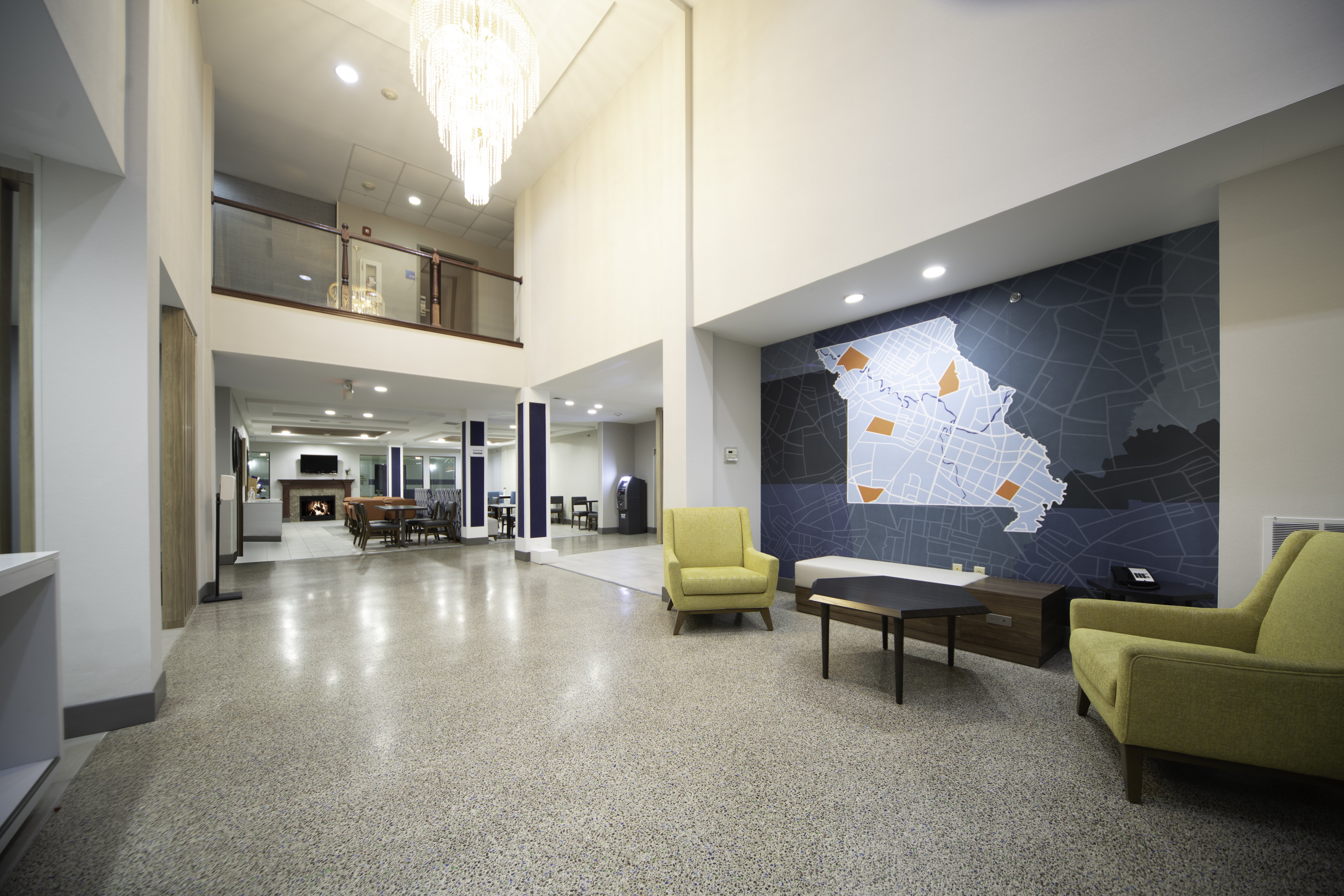 Holiday Inn Express Hotel And Suites St Charles 38/56