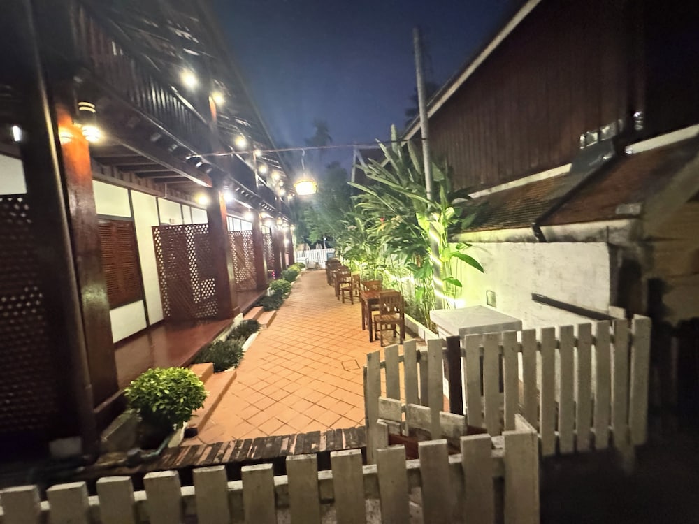 Villa Kee Lee Hotel 24/28