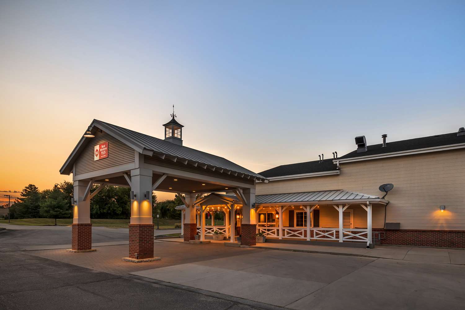 Best Western Plus University Park Inn and Suites 1/19