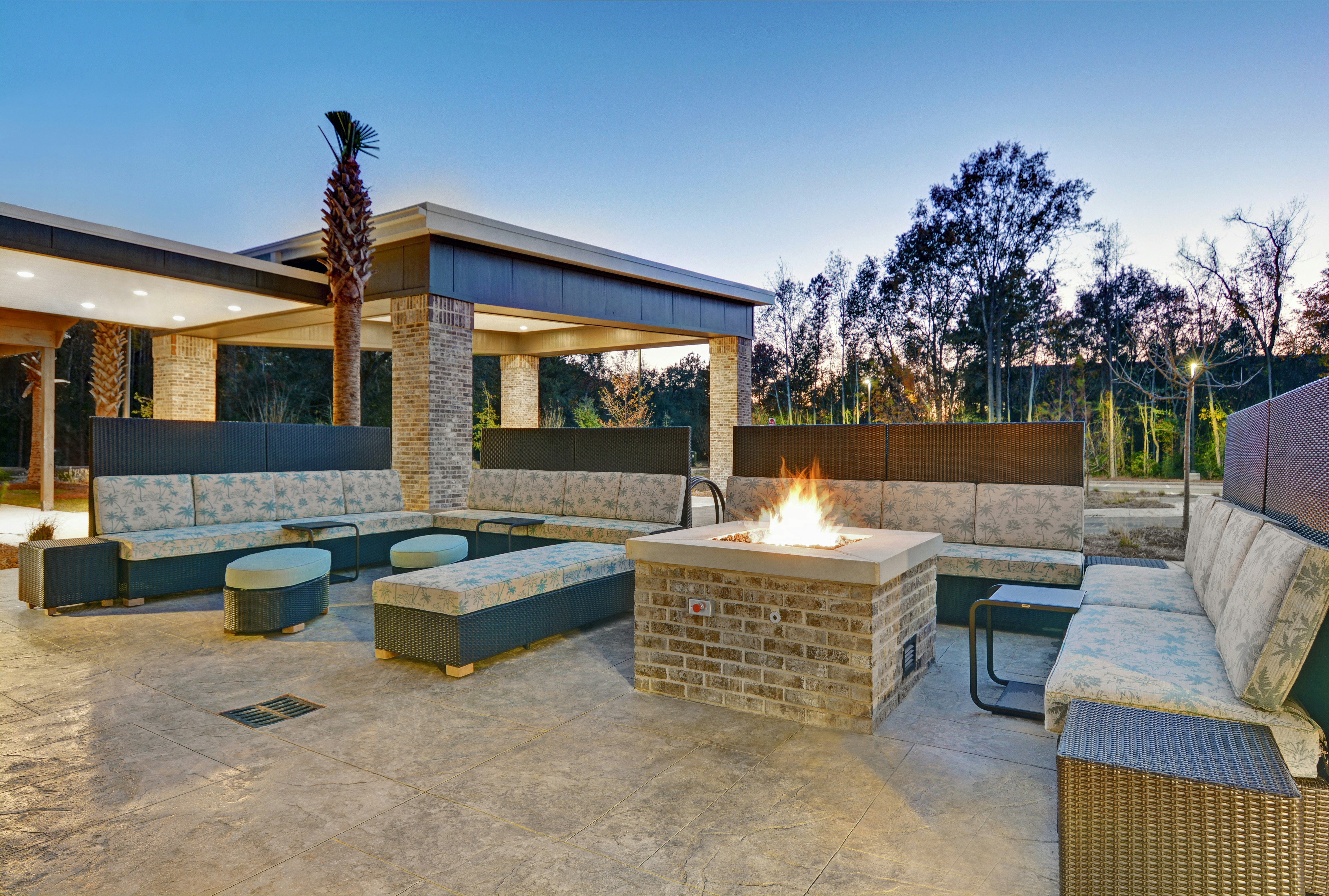 Home2 Suites By Hilton Charleston Daniel Island 13/55