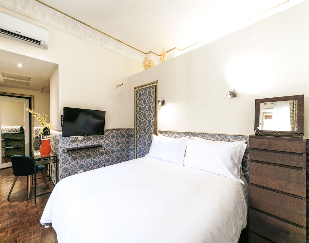 Riviere Luxury Palaces 6/27