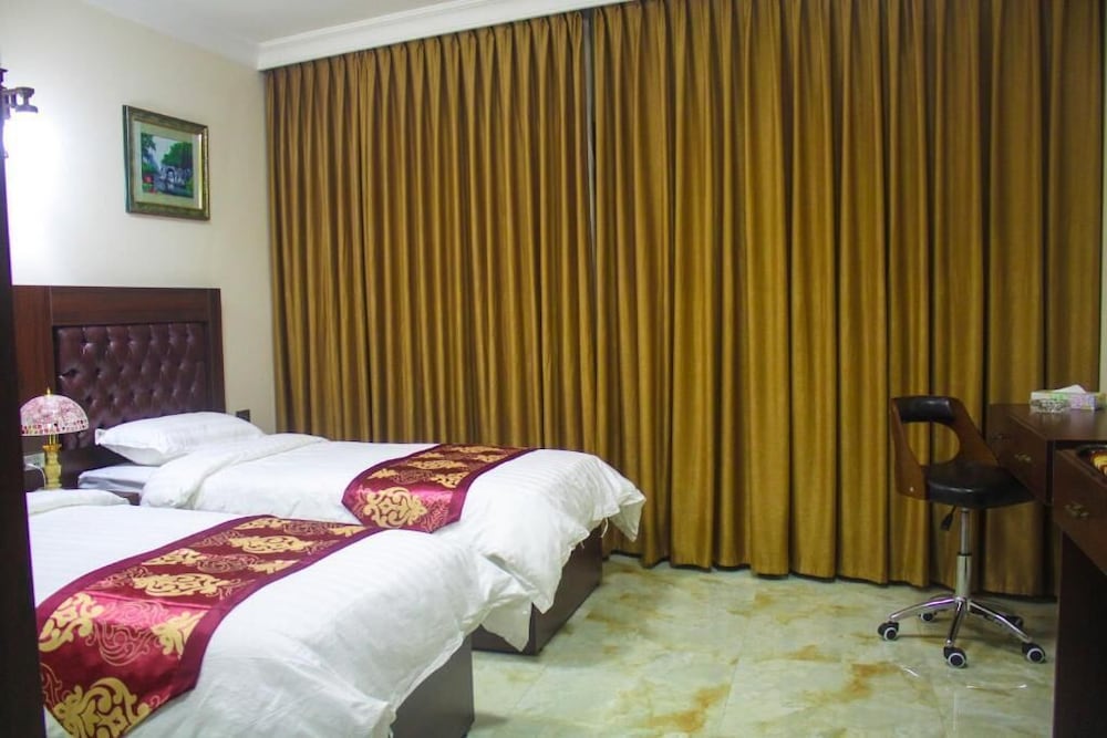 Qaser AlSultan Hotel Suites 22/42