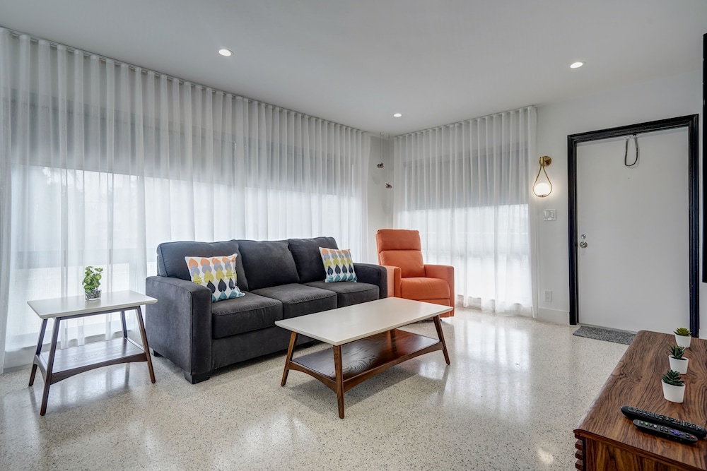 Ocean Villas of Deerfield 42/68