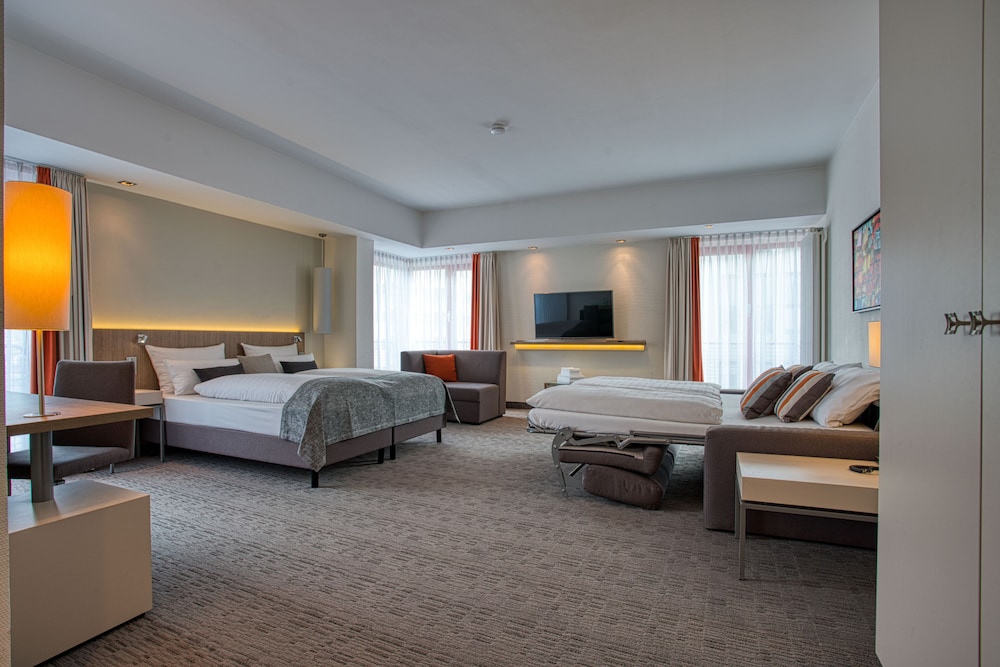 Kommerzhotel Koln 15/49