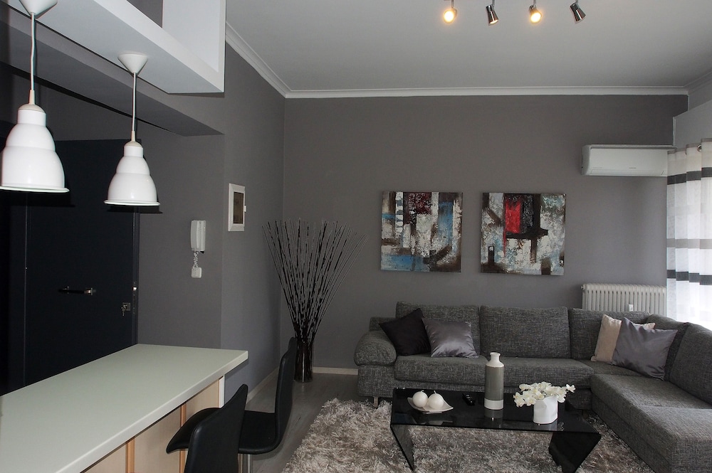 Urban Residence 19/50