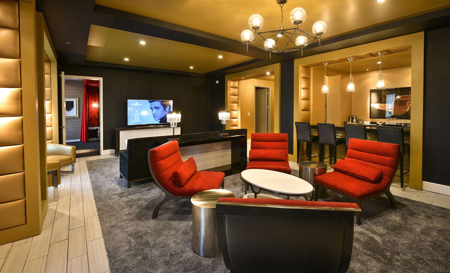 The Guest House at Graceland 19/41
