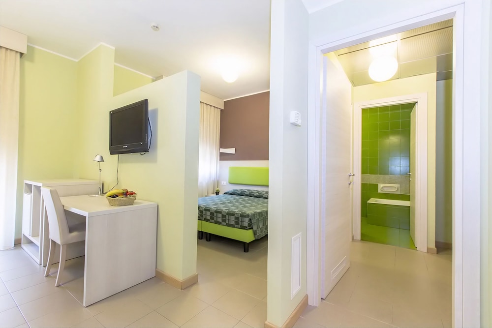 Hotel Residence Ulivi E Palme 46/71