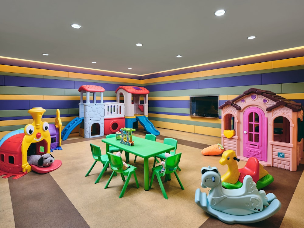 Grand ParcVue Hotel Residence Chengdu 44/50