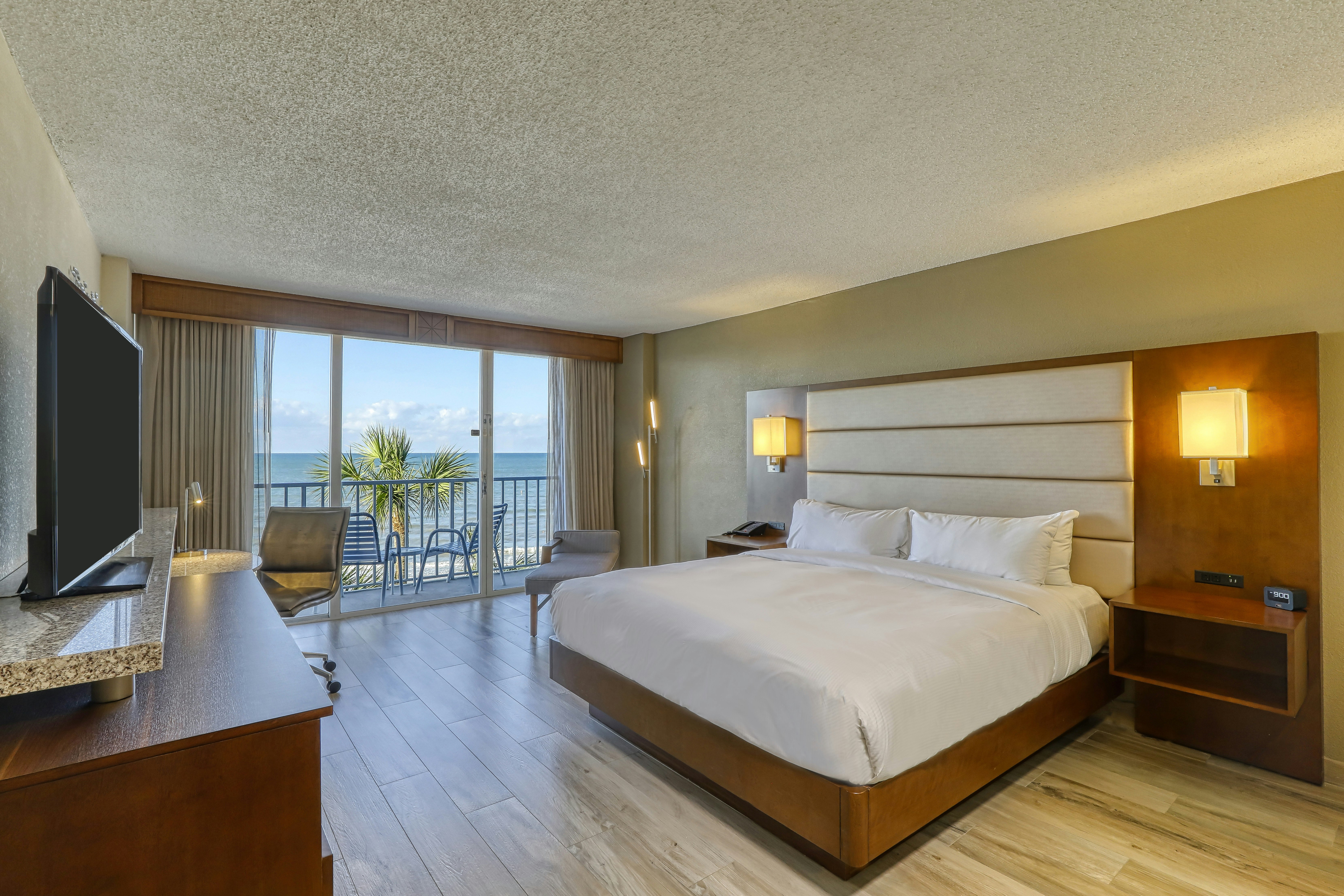 Room, King Bed, Gulf View, Balcony