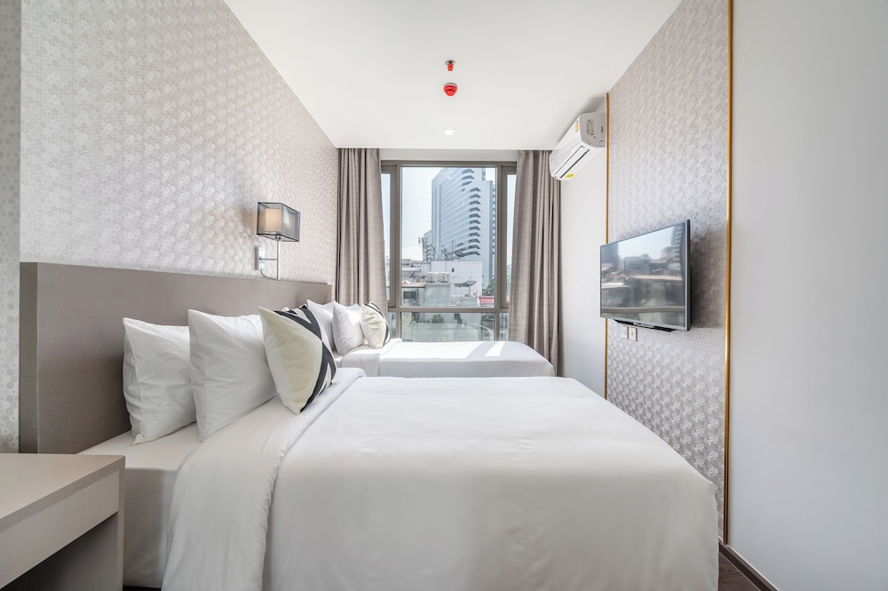 The Rich Residence Sukhumvit Nana 16/50