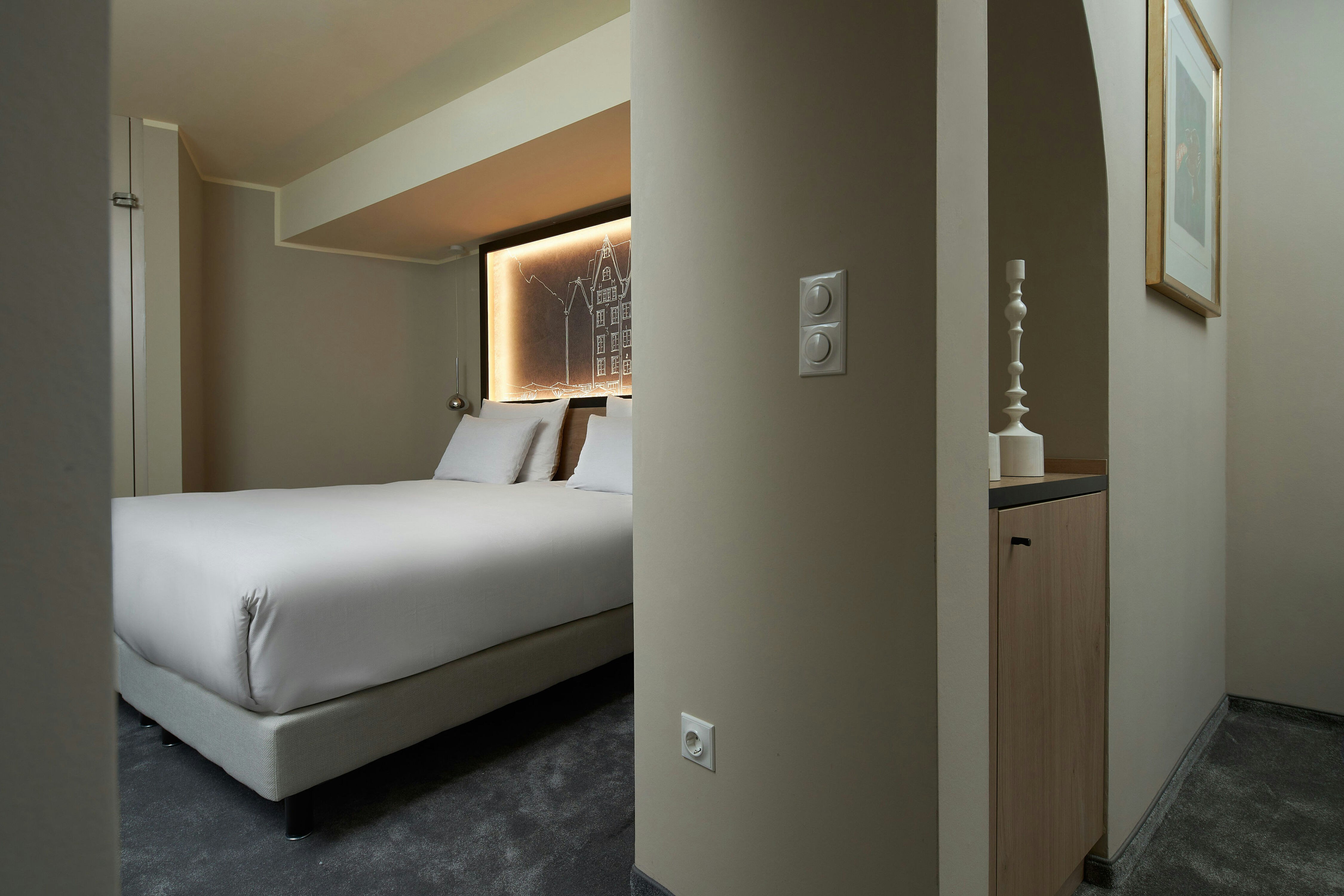 DUPLEX, TOWER, JUNIOR, KING BED
