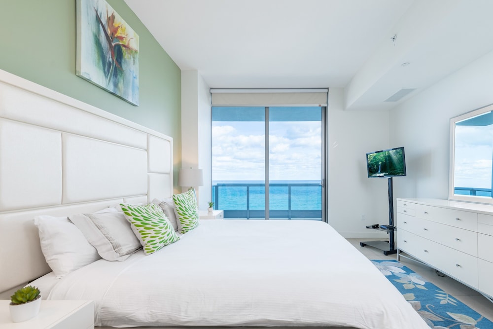 1 BEDROOM, LUXURY, APARTMENT, OCEAN FRONT