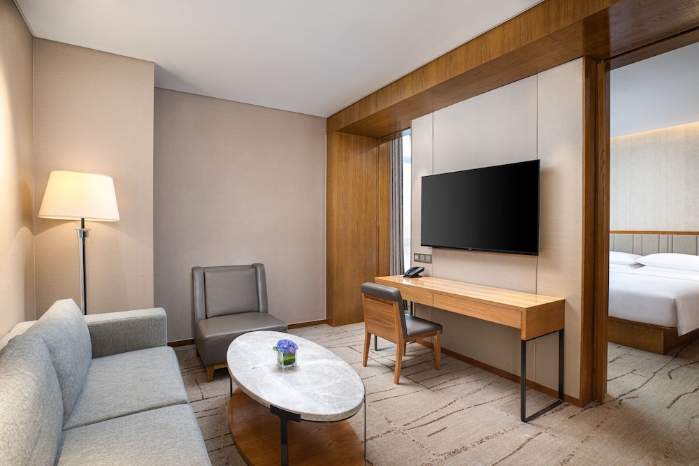 Four Points by Sheraton Shanghai, Kangqiao 13/17