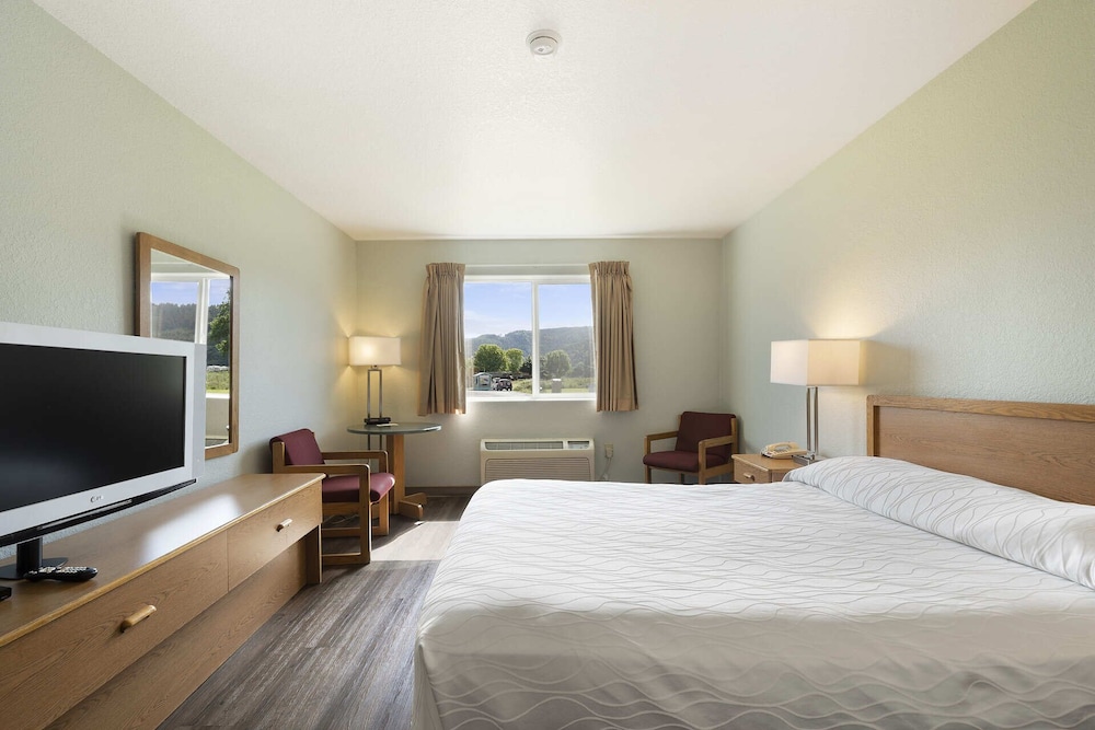 Econo Lodge 17/59