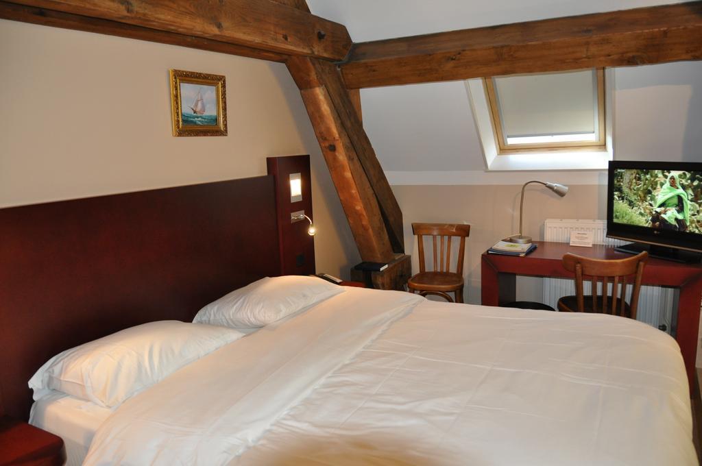 HOTEL DE LA CÔTE D’OR 8/30