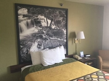 Super 8 by Wyndham West Middlesex/Sharon Area 27/42