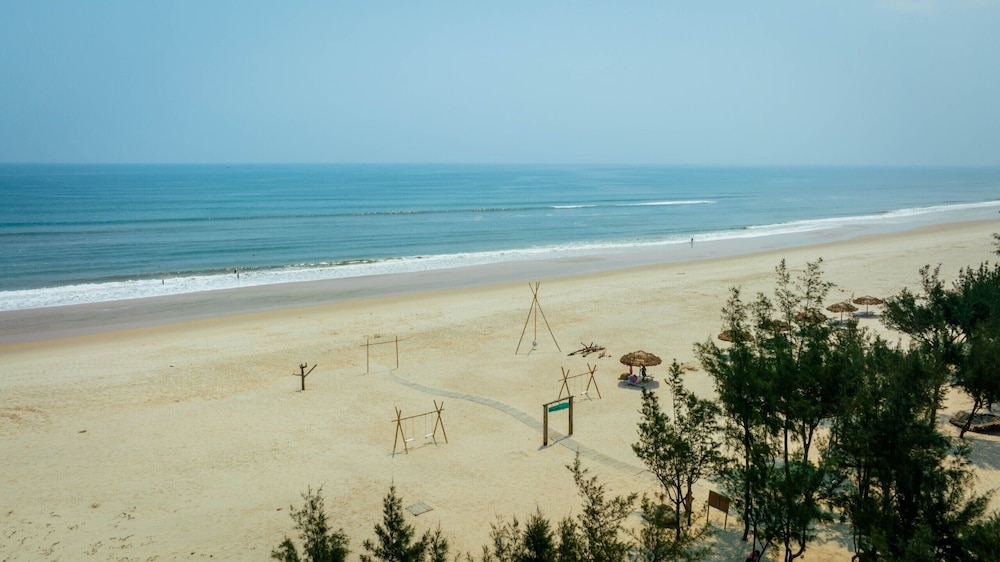 Celina Peninsula Resort 41/43