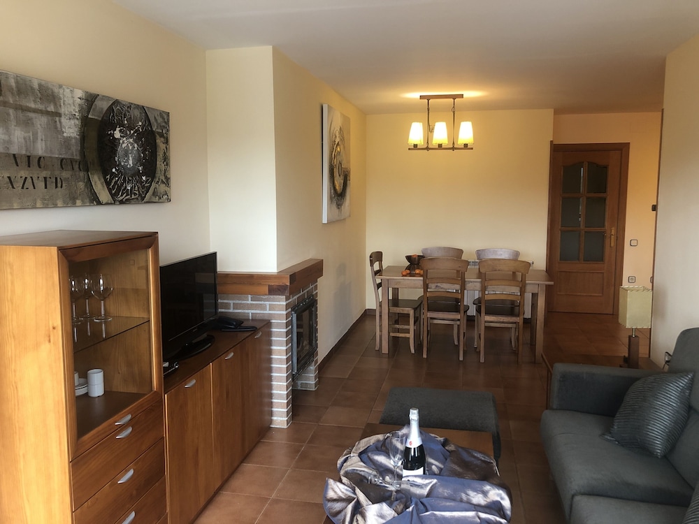 SOLINEU APARTMENTS 37/53