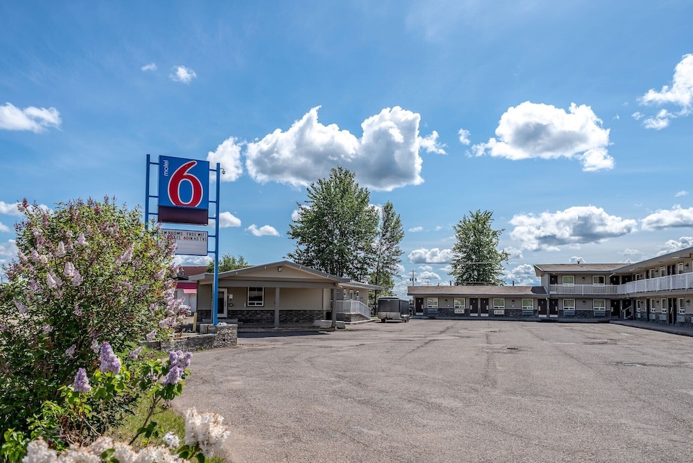Motel6-Fort Nelson, BC 37/50