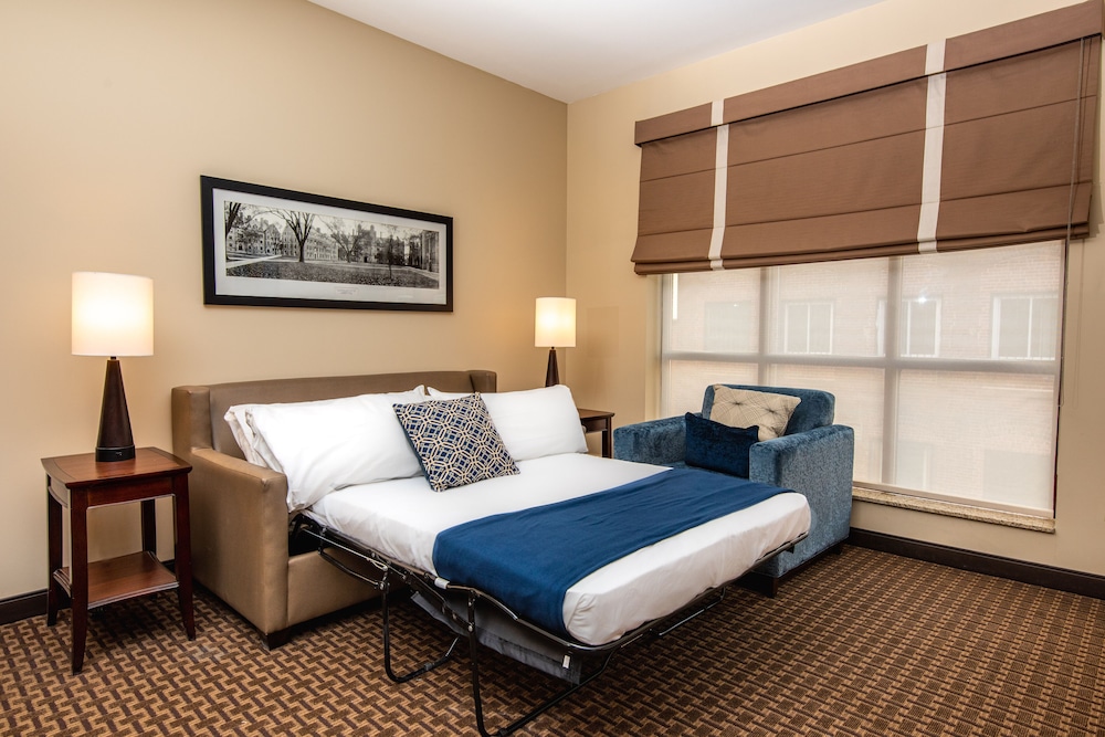 New Haven Hotel 16/49