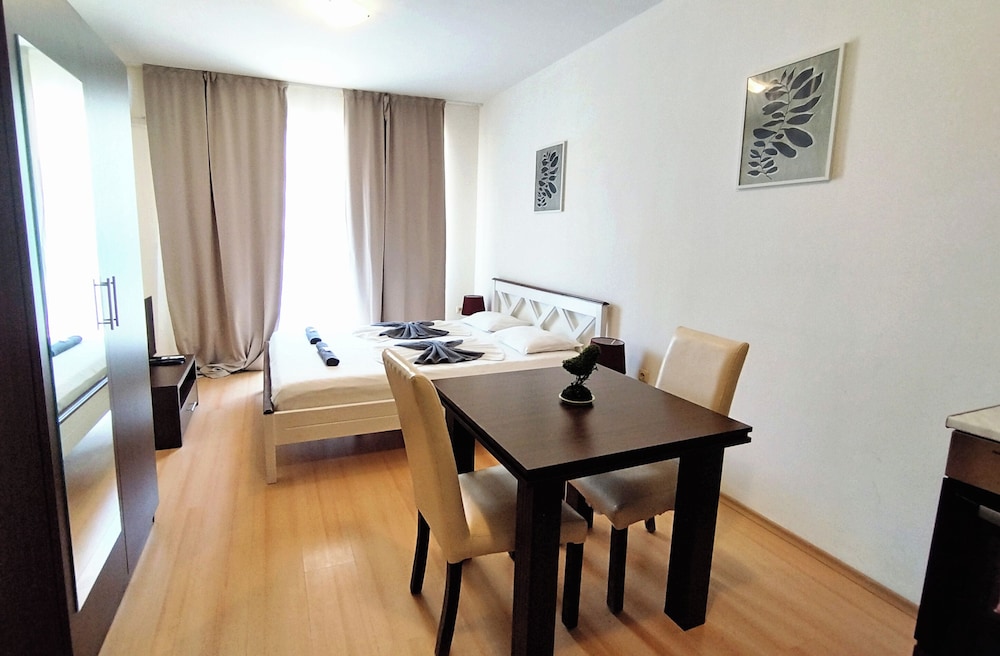 New Line Village Apartments 37/50