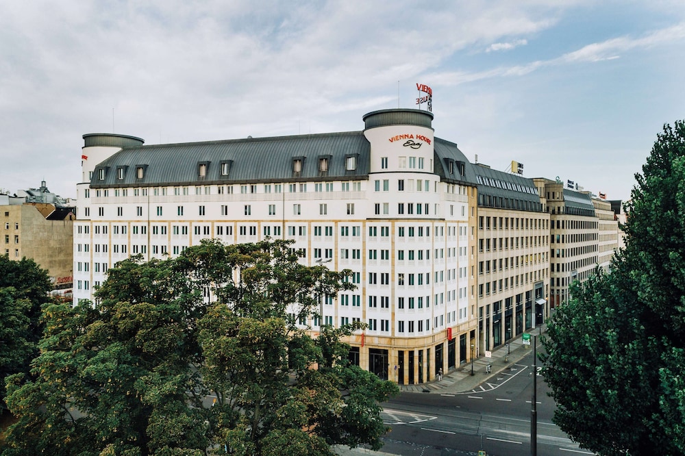 Sunday Hotel Leipzig City 5/76