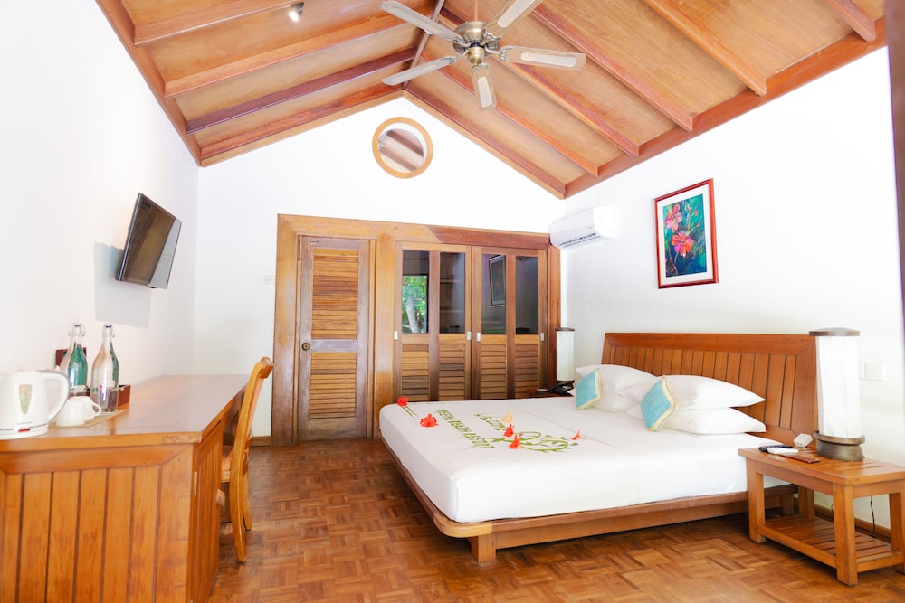 NH Collection Maldives Reethi Resort 23/55