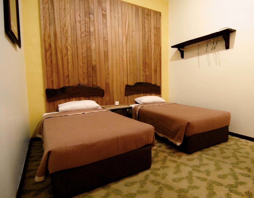 Kuching Waterfront Lodge 13/40