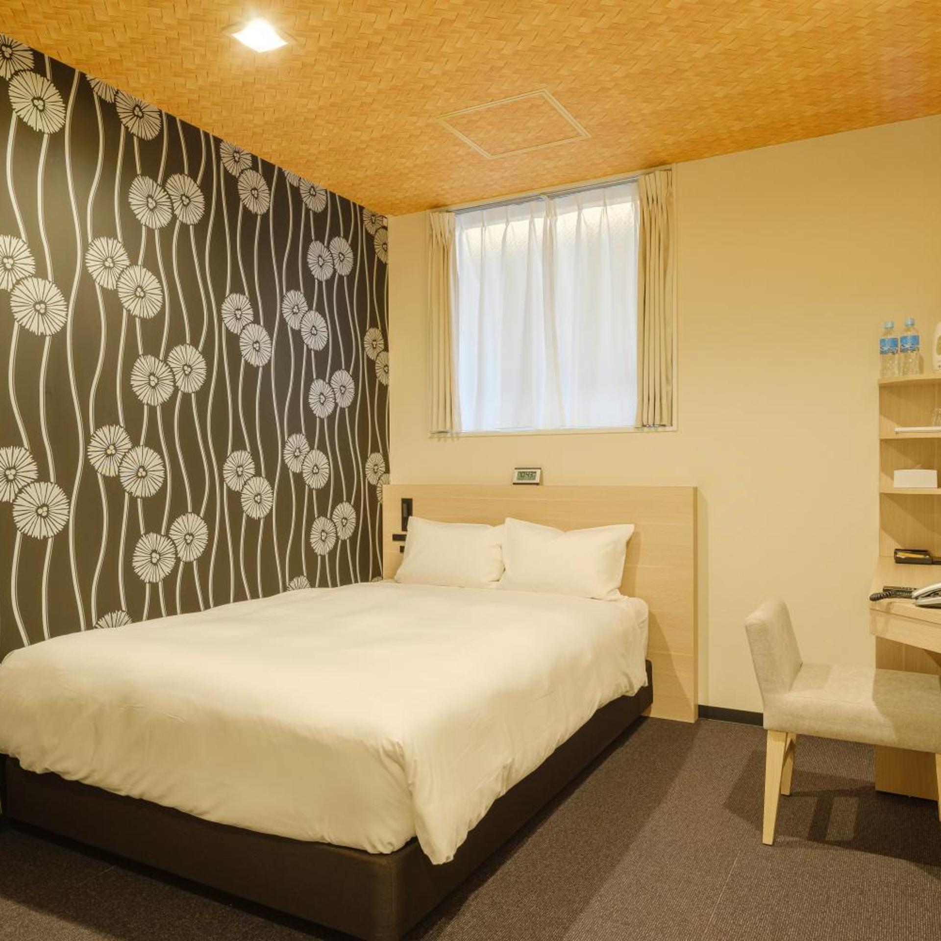 Moderate, Double Bed