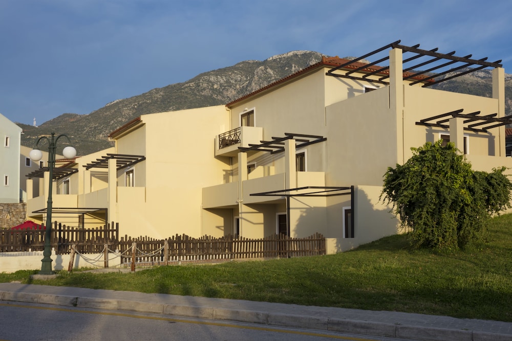 Elite City Resort 5/60