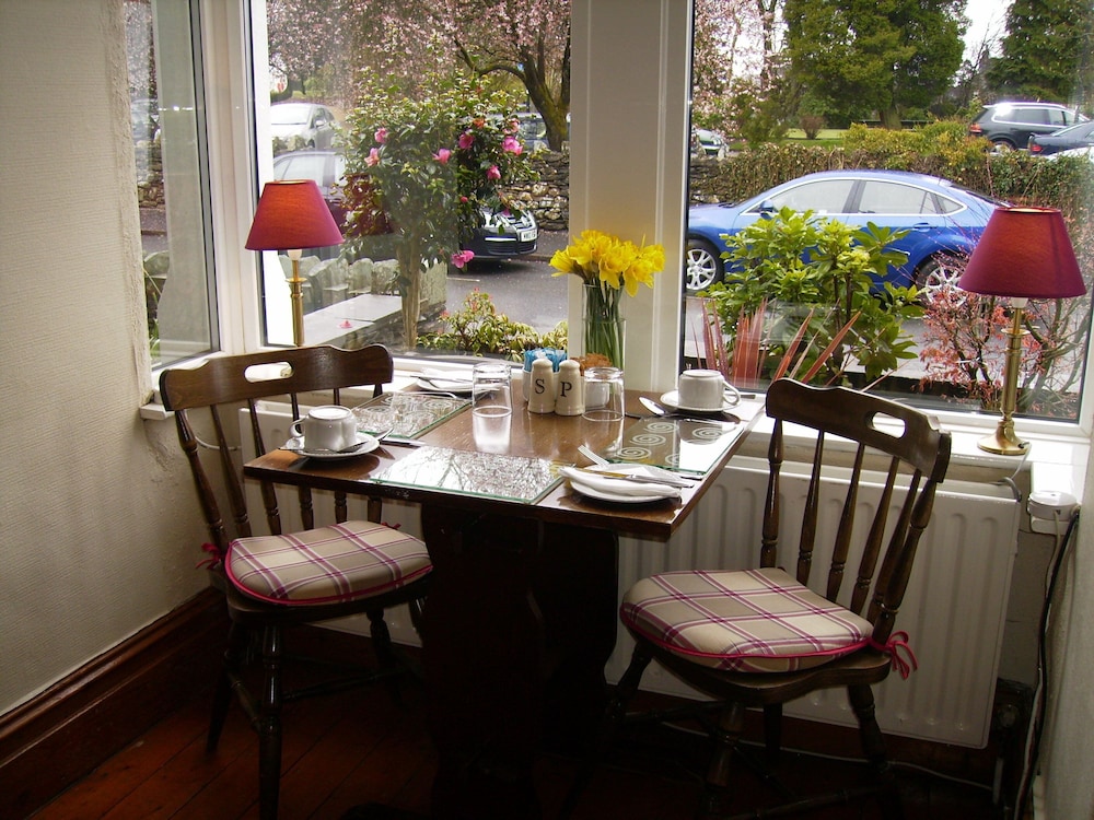 Westbury House 25/41
