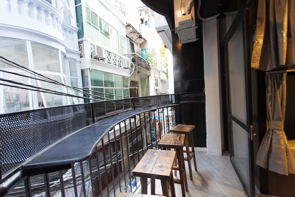 Luxury Backpackers 41/49