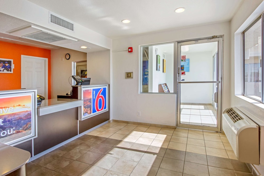 Motel6 Phoenix, AZ - North Bell Road 16/46
