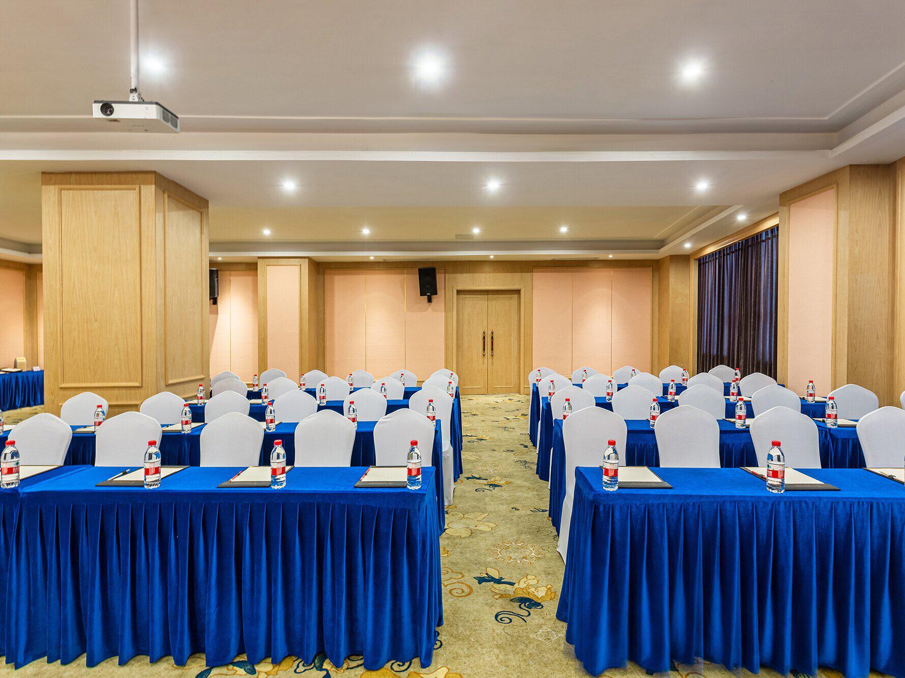 Vienna International Hotel(Dafang Branch) 41/43