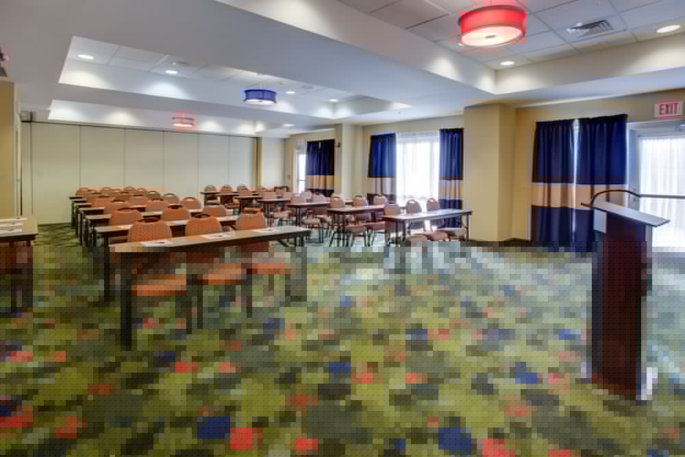 Holiday Inn Express Hotel and Suites Raleigh Sw Nc State 64/80