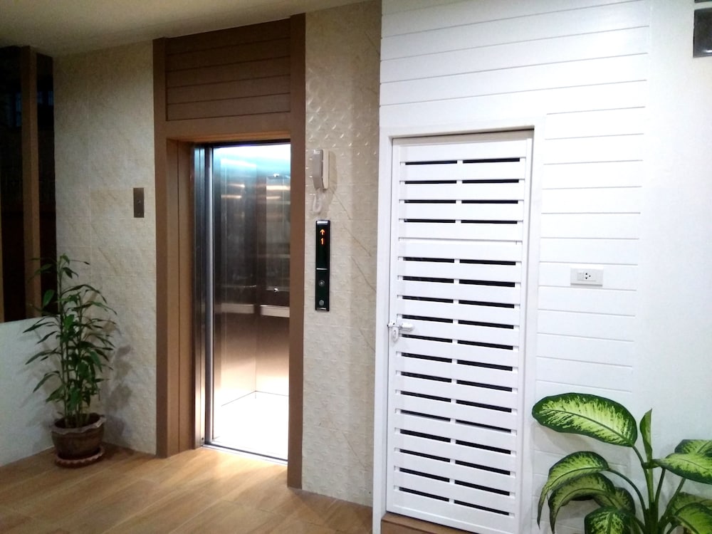 The Greenery Hotel photo3