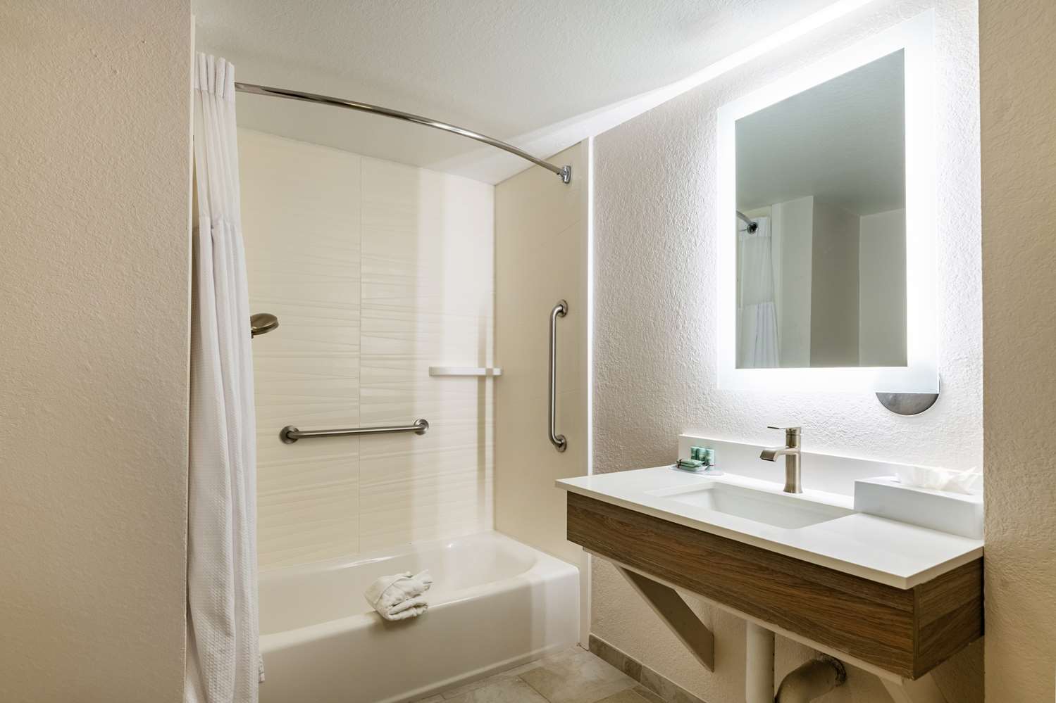 Best Western Auburndale Inn & Suites 42/42