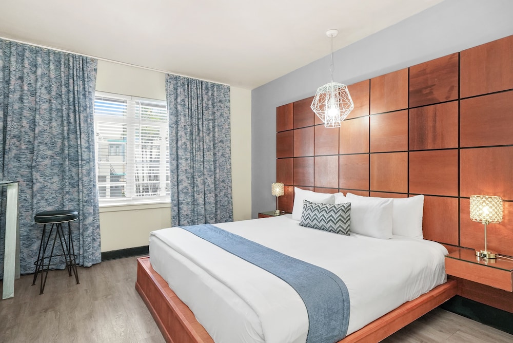 Chesterfield Hotel and Suites 21/50