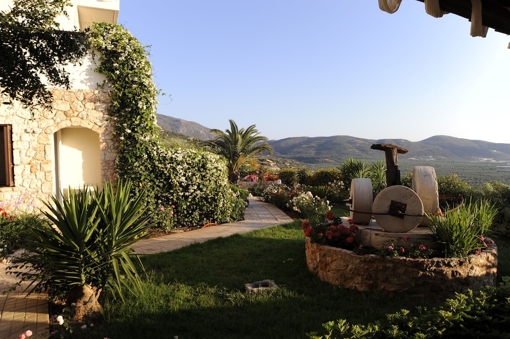 Kavoussi Resort 42/50