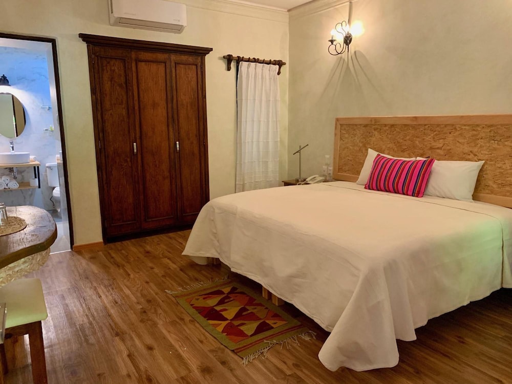 Hotel Trebol 29/59