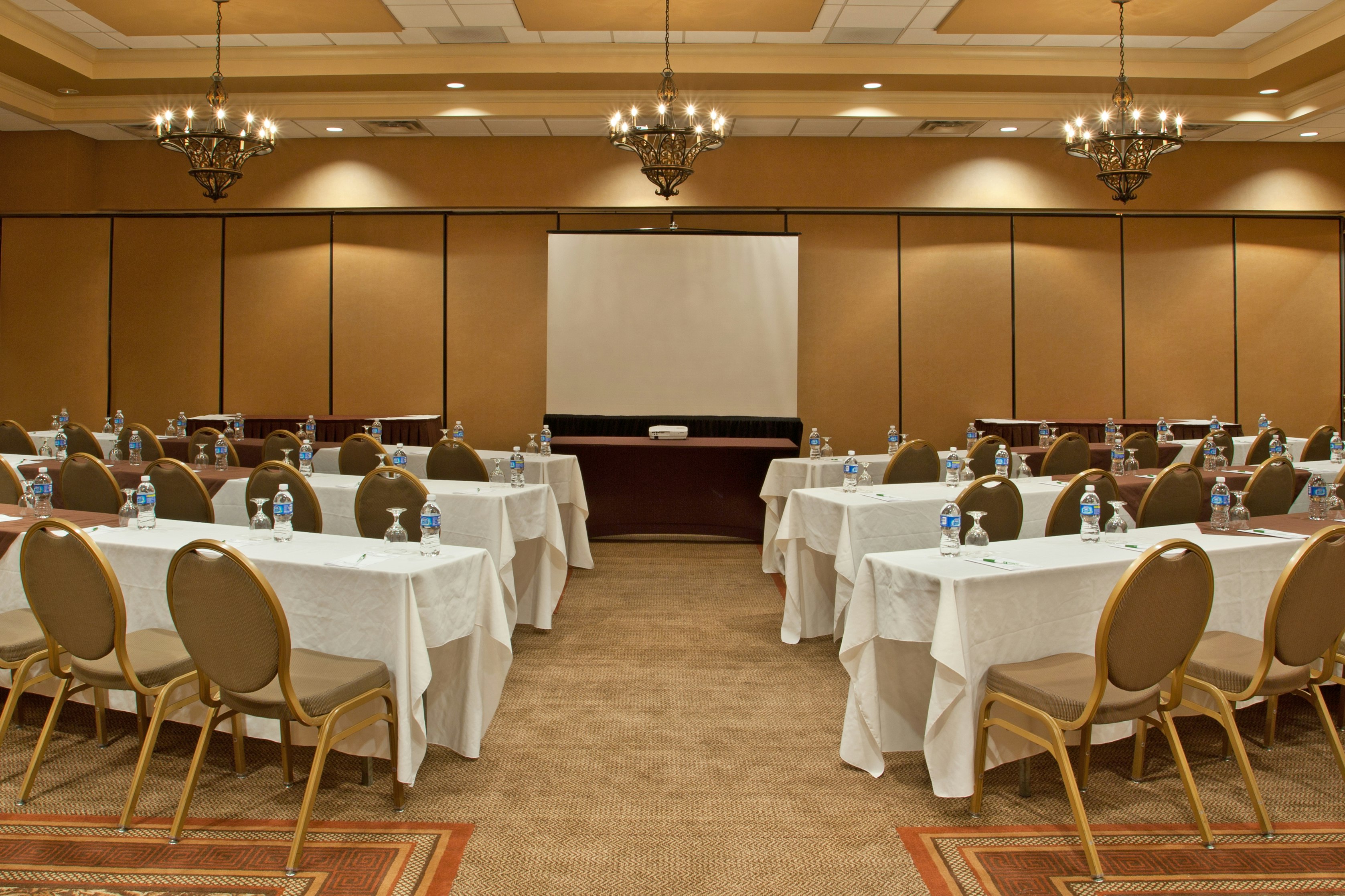 DoubleTree by Hilton Washington Meadow Lands Casino Area 44/49
