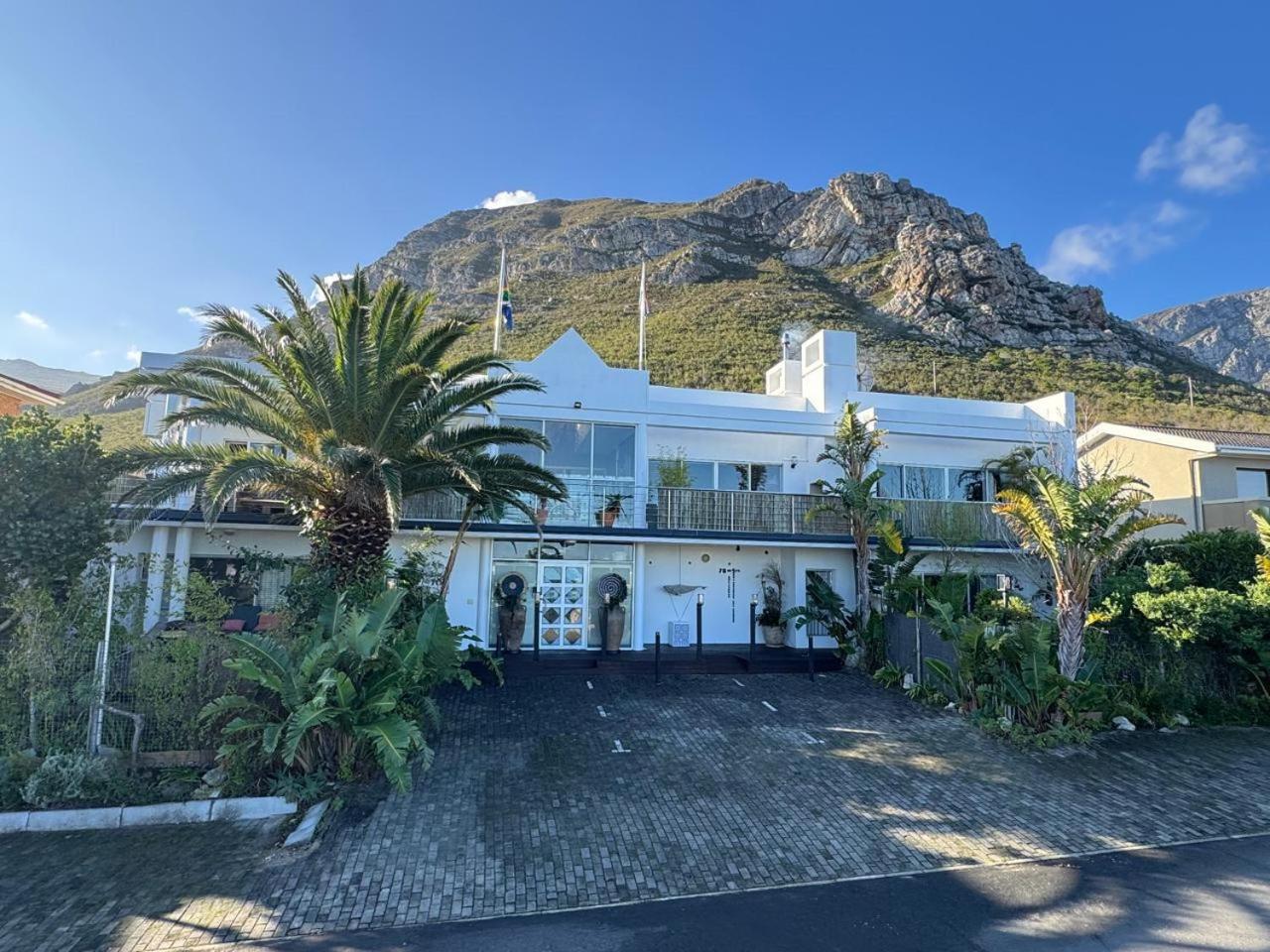 78On5th In Hermanus 61/72