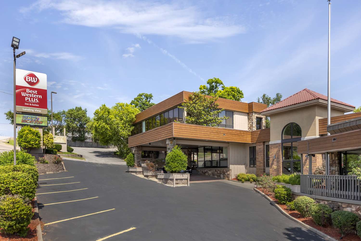 Best Western Plus Landing View Inn & Suites 50/51