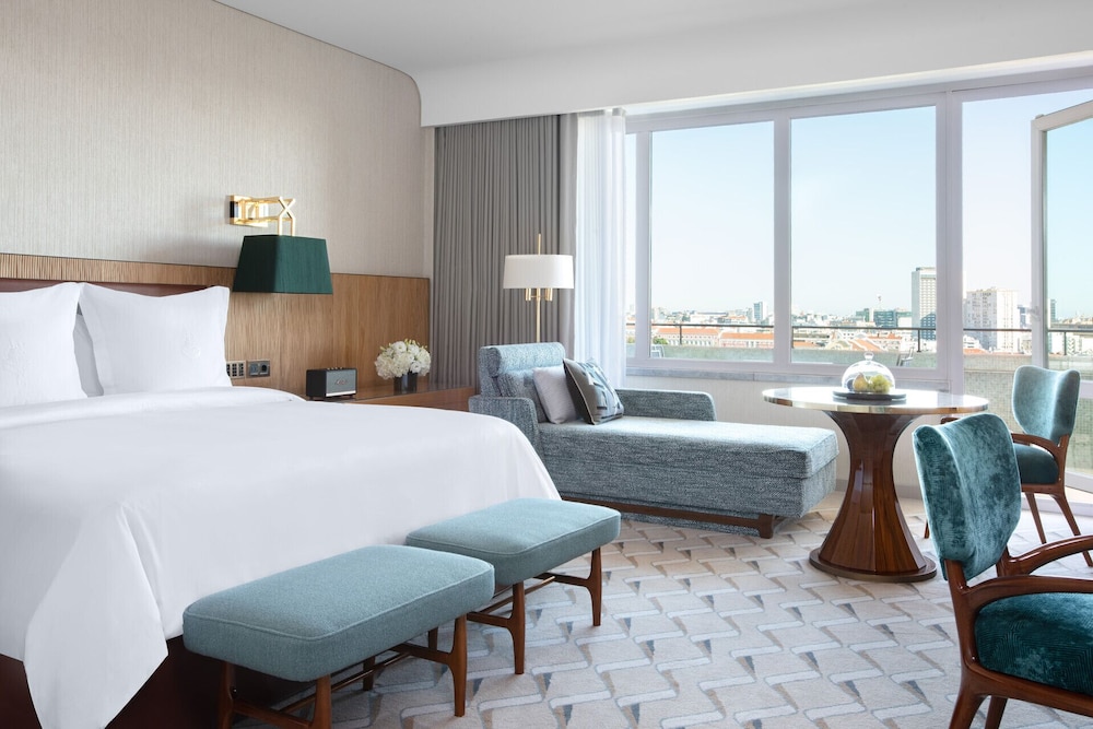 Four Seasons Hotel Ritz Lisbon 11/65